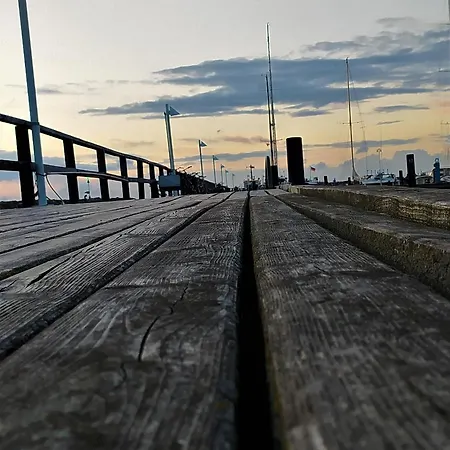 Ruge Apartament Glowe